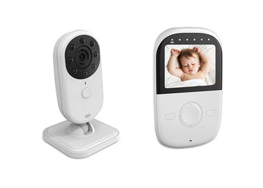 中国 4スクリーンの遠隔家の監視のデジタル無線赤ん坊のモニターの受信機DVR 2.4G サプライヤー